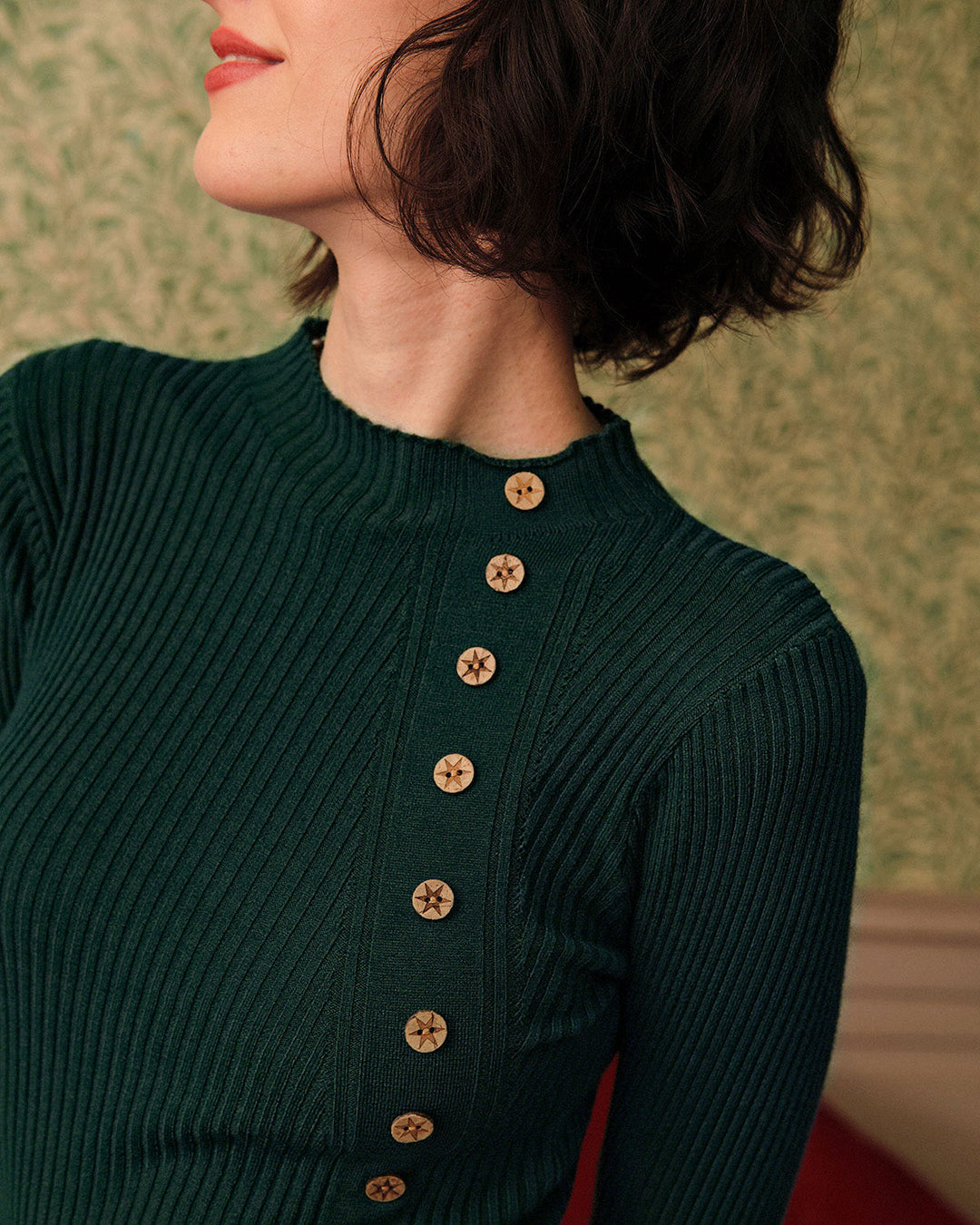 Green Mock Neck Ribbed Knit Tee